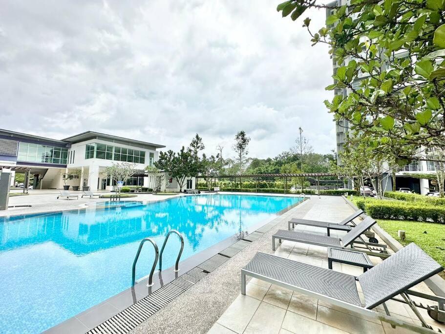 Kuching Cozy Skyvilla Apartment @ Mjc Batu Kawa Exterior photo